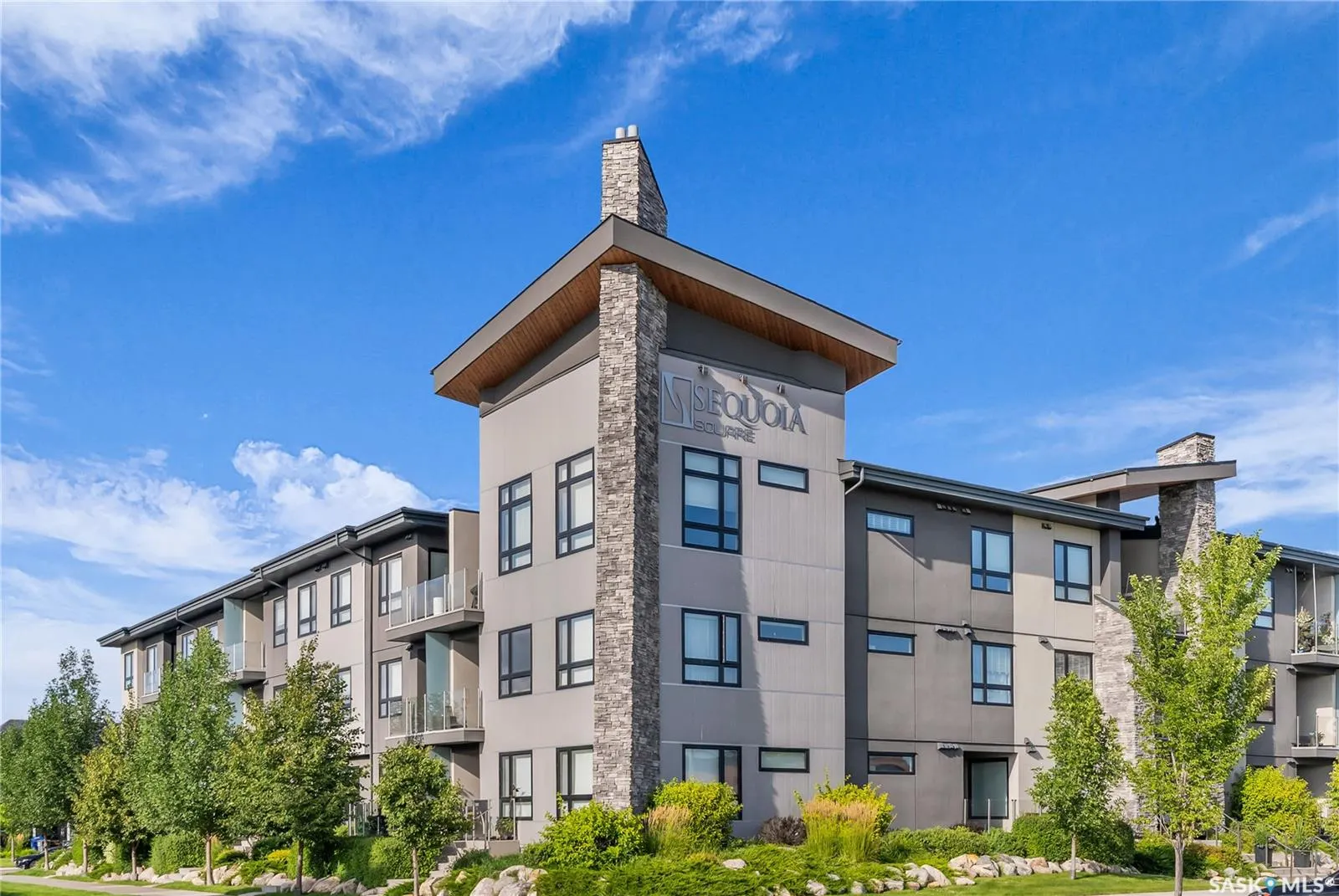 223 Evergreen SQUARE, #120