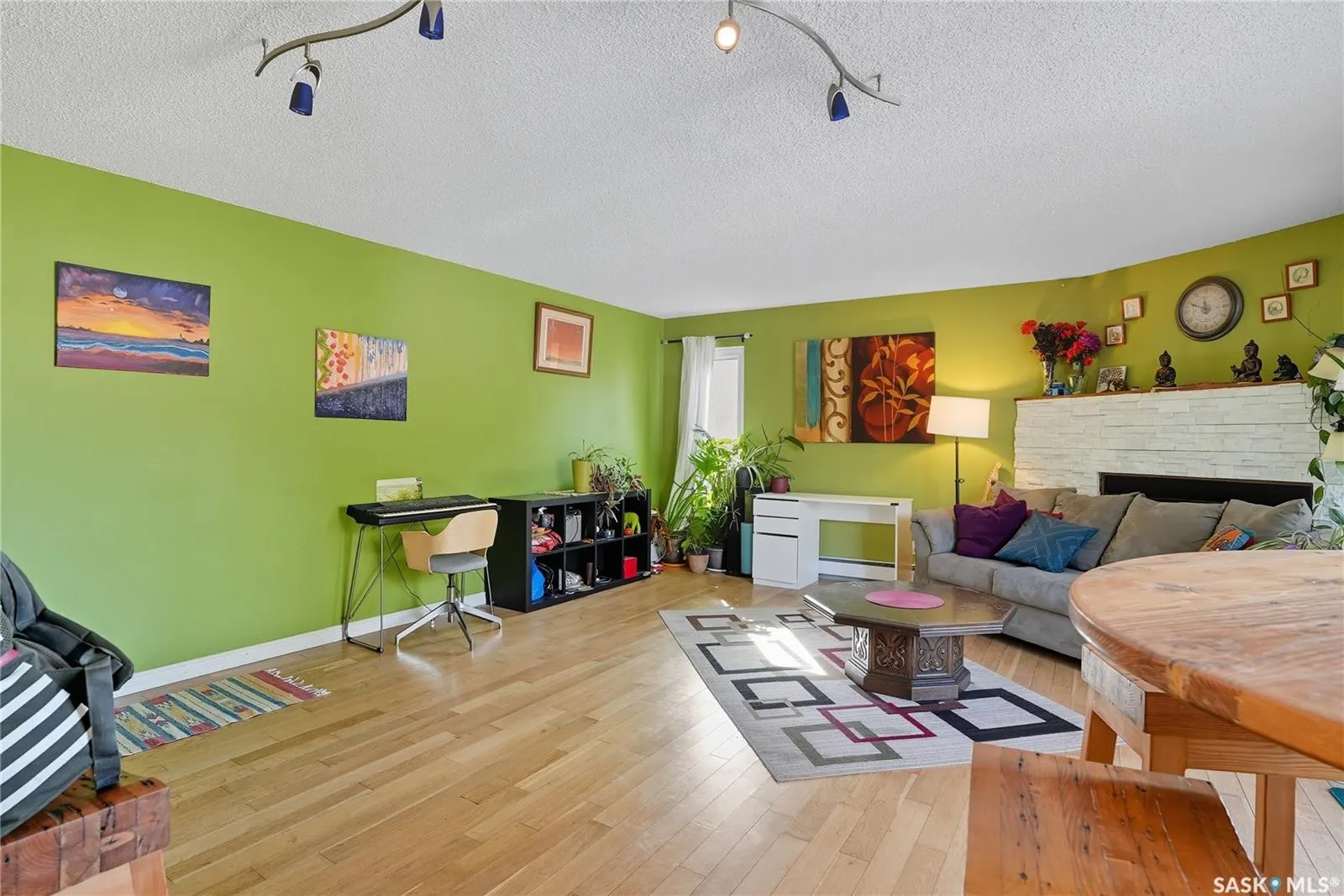 423 4th AVENUE N, #304