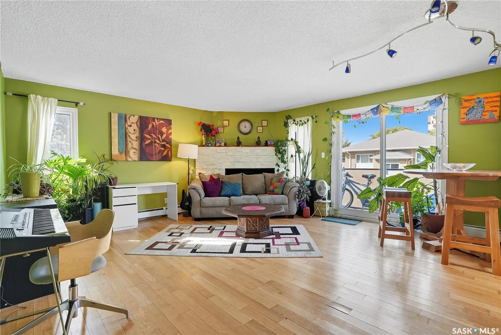 423 4th AVENUE N, #304