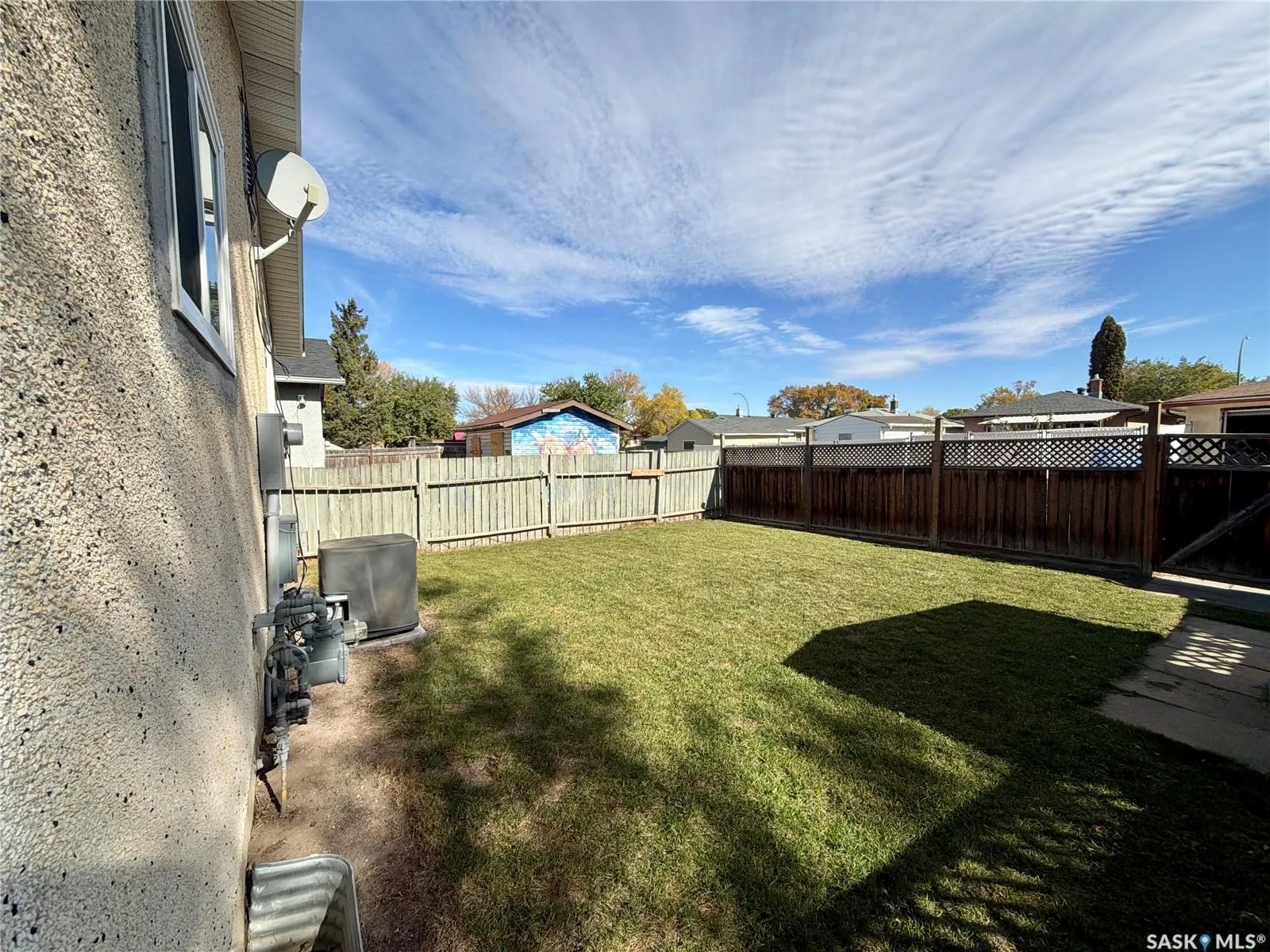 15 MARSHALL CRESCENT
