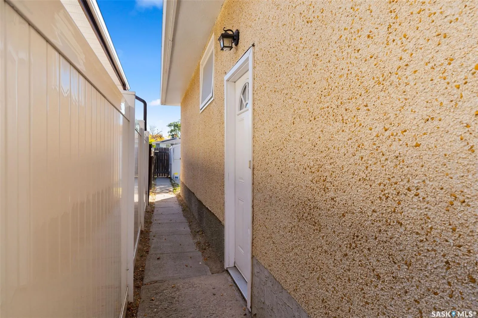 1437 Rupert STREET
