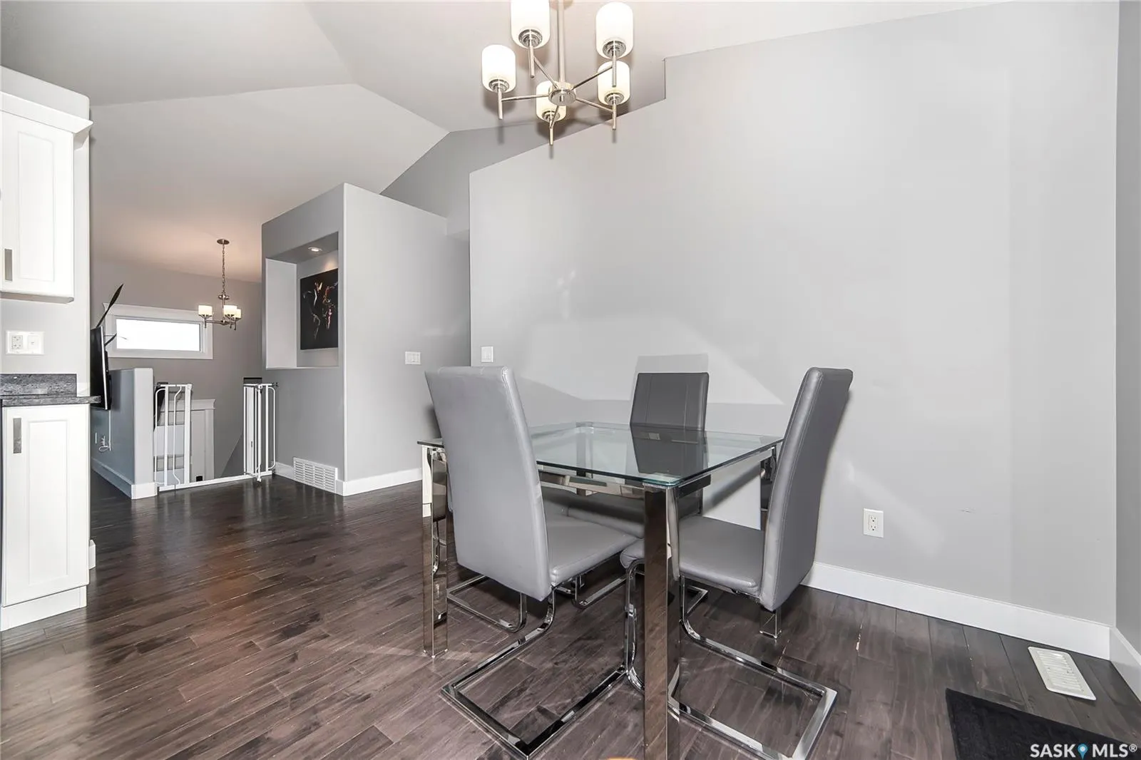 343 Langlois WAY