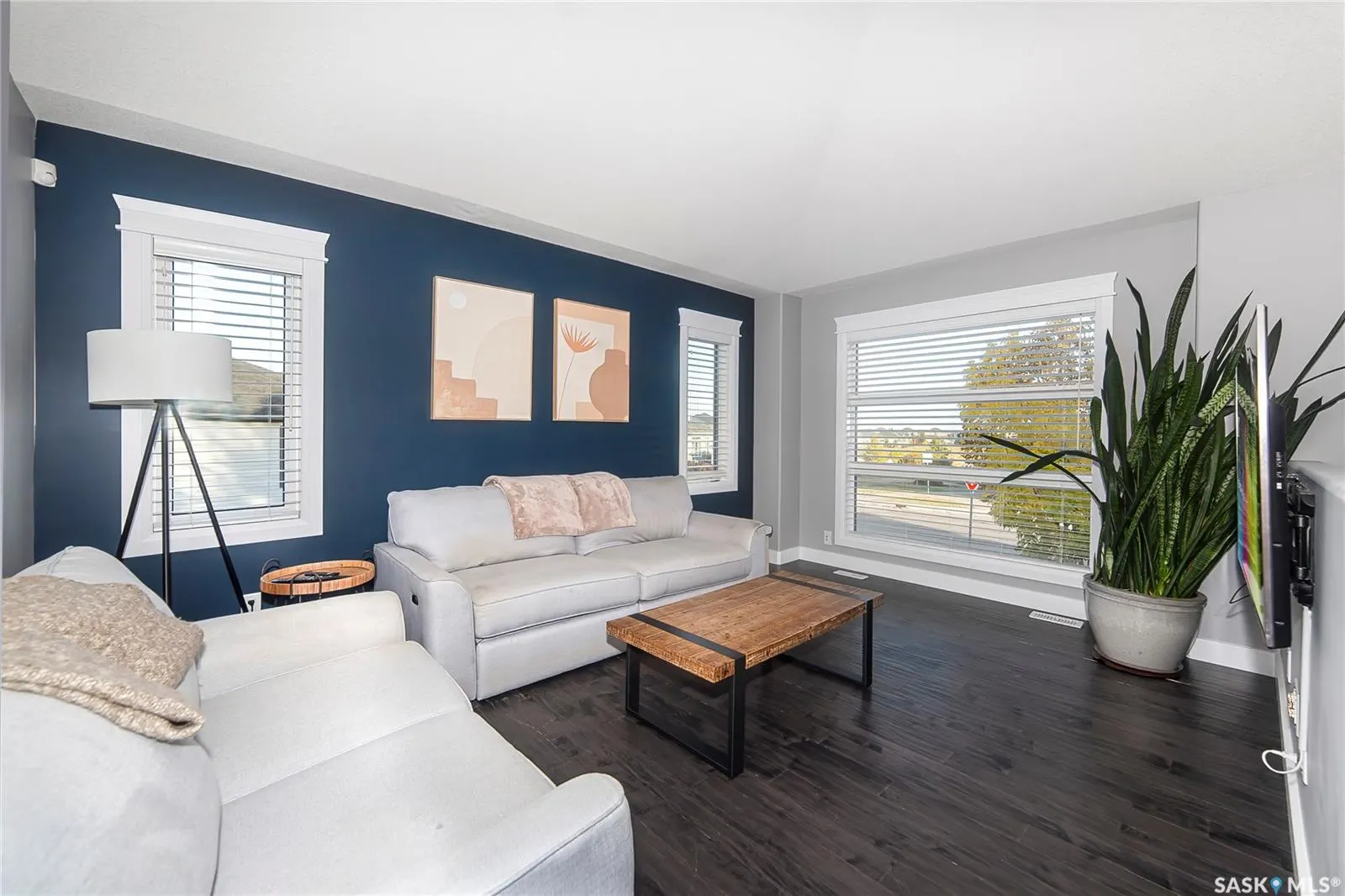 343 Langlois WAY