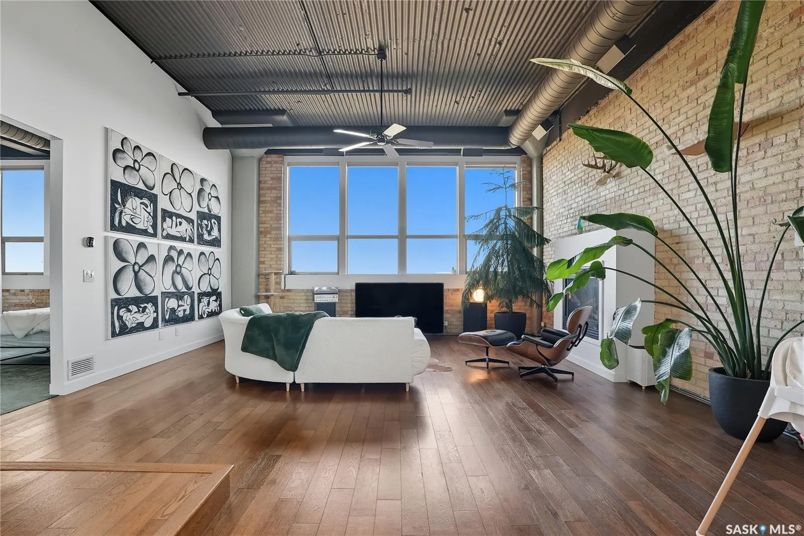 211 D AVENUE N, #503