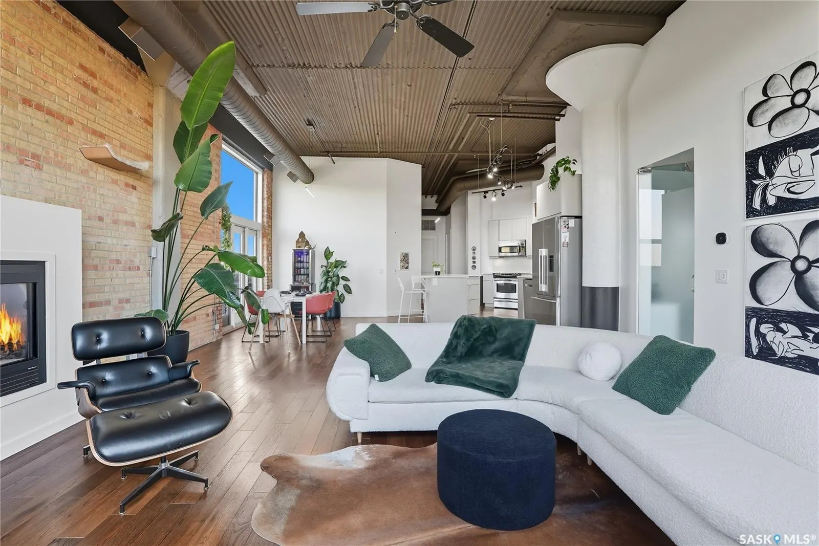 211 D AVENUE N, #503