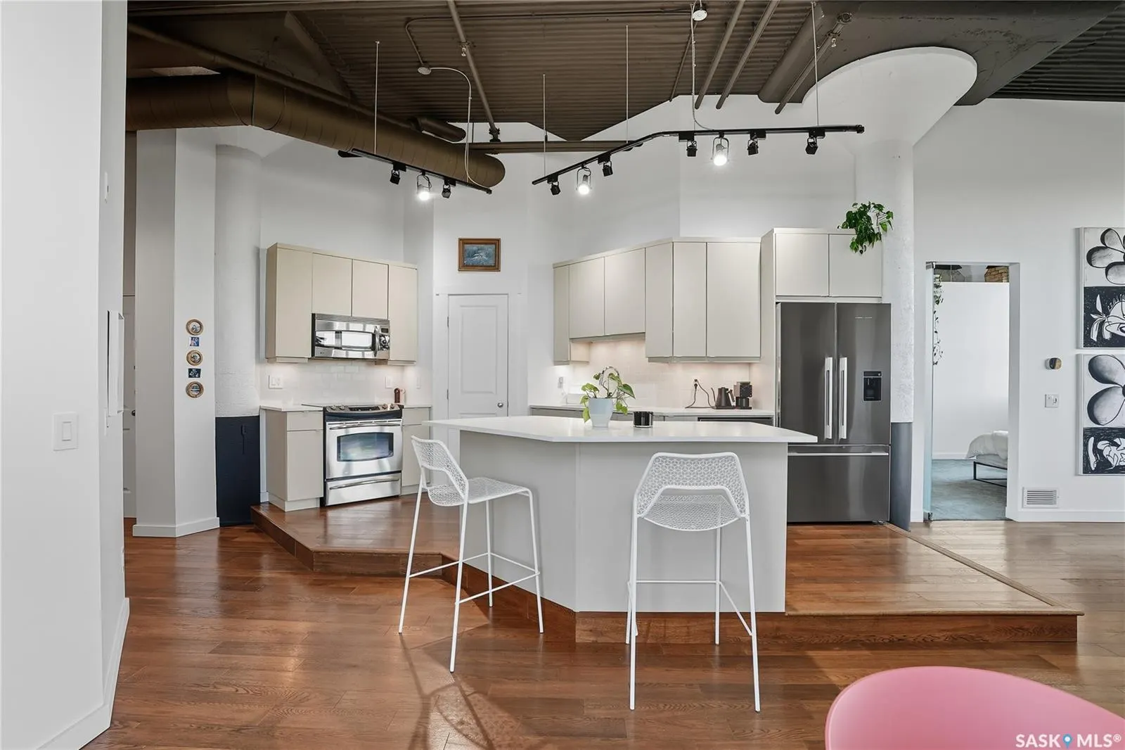 211 D AVENUE N, #503