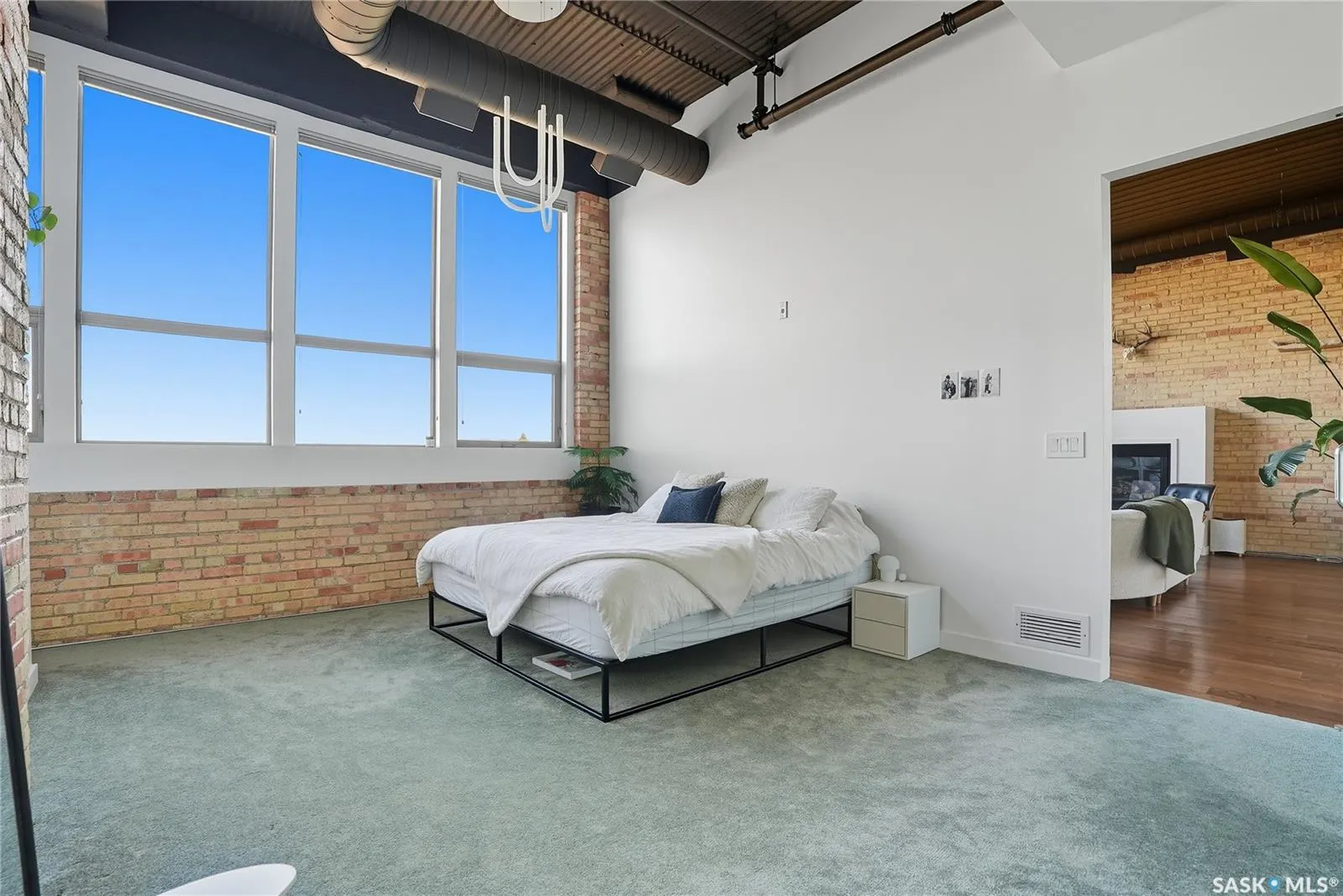 211 D AVENUE N, #503