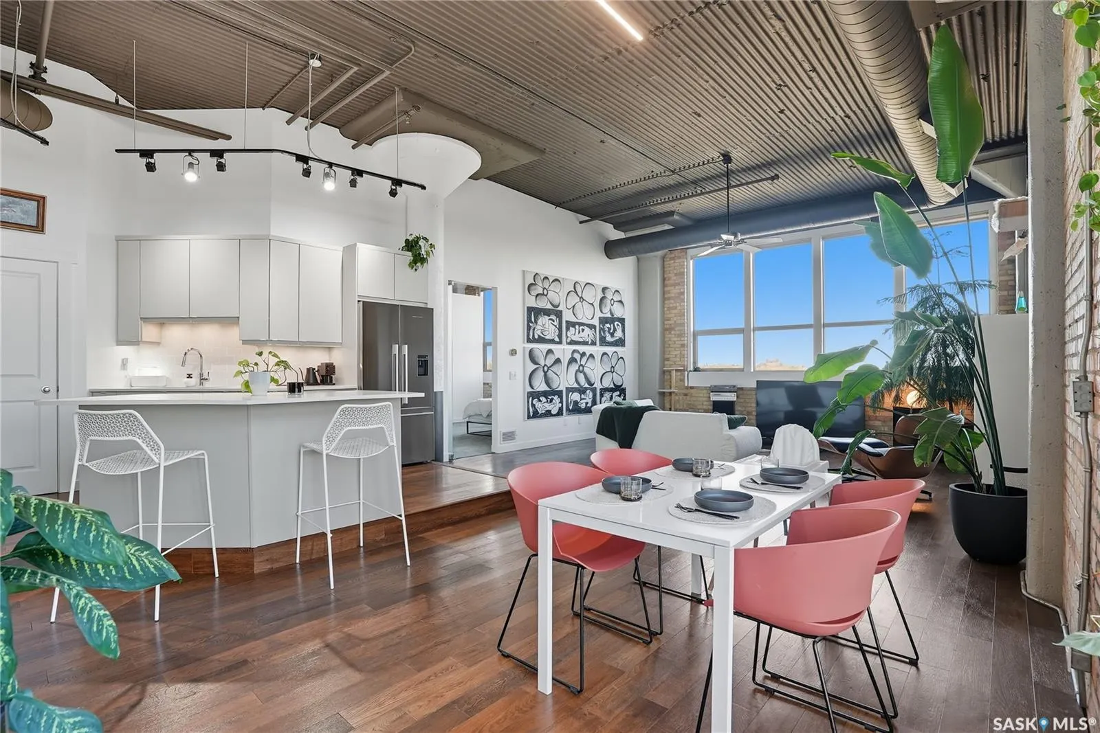 211 D AVENUE N, #503