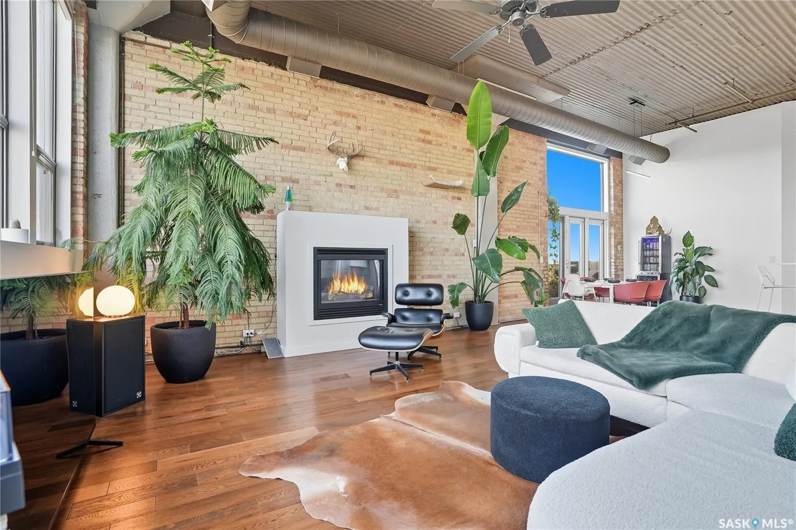211 D AVENUE N, #503
