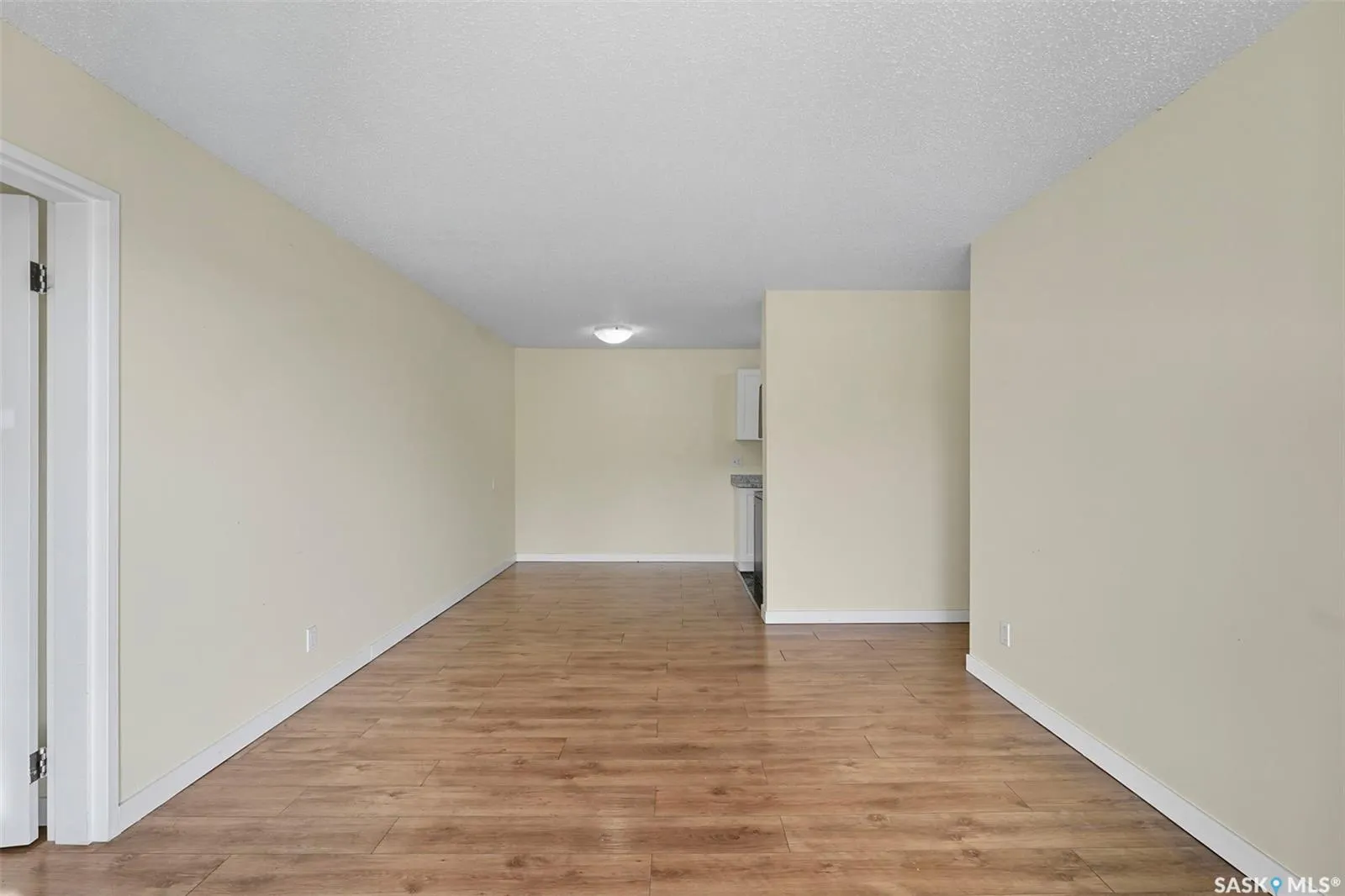 207C Tait PLACE, #206