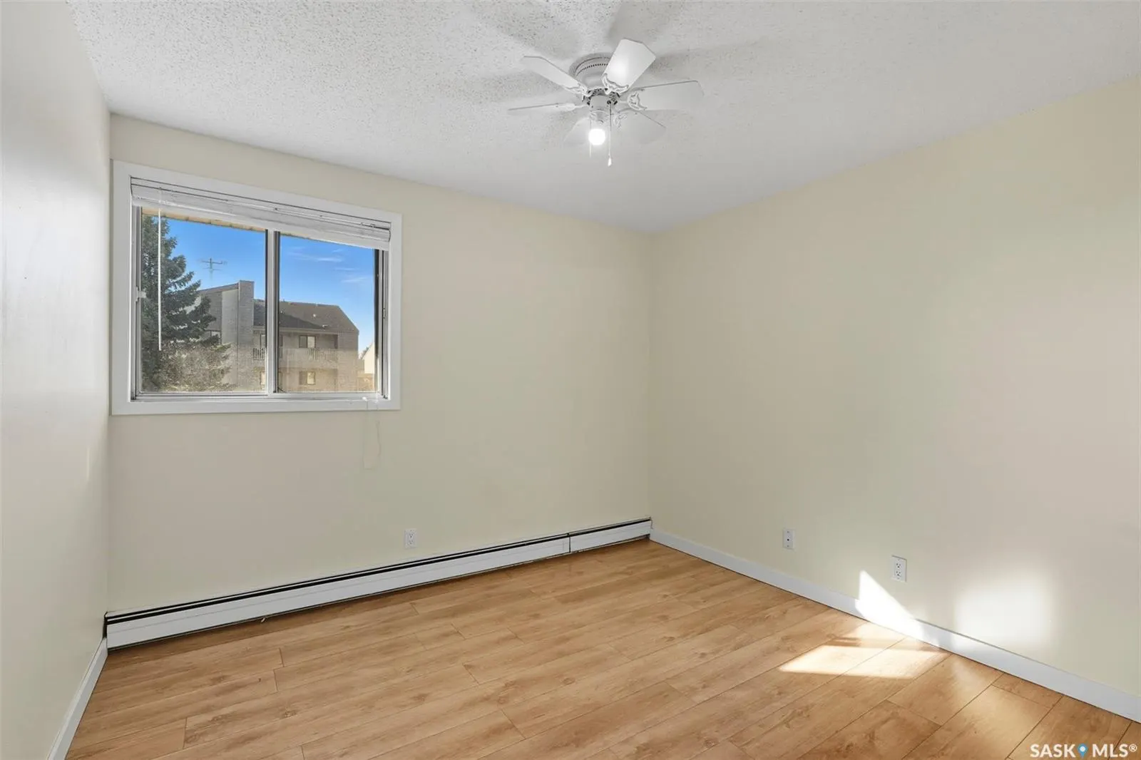 207C Tait PLACE, #206