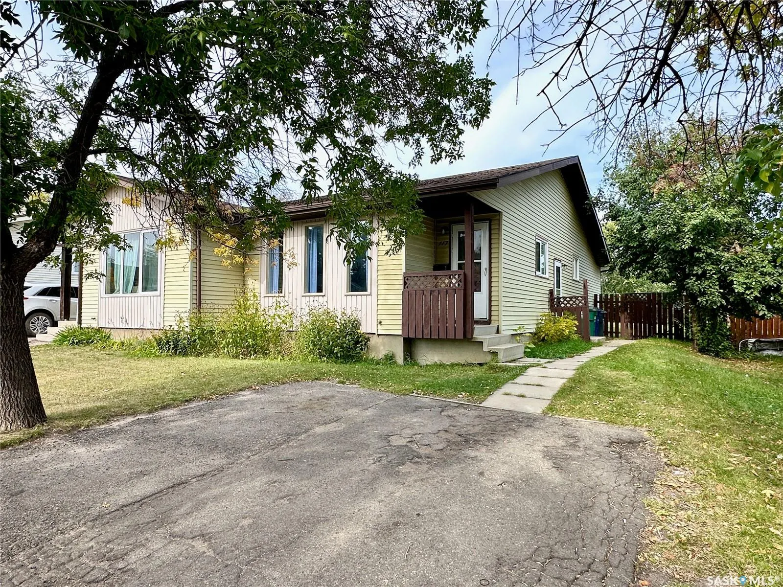117 Stillwater DRIVE