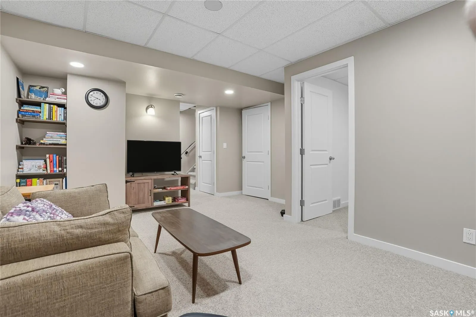 710 Gordon ROAD, #204