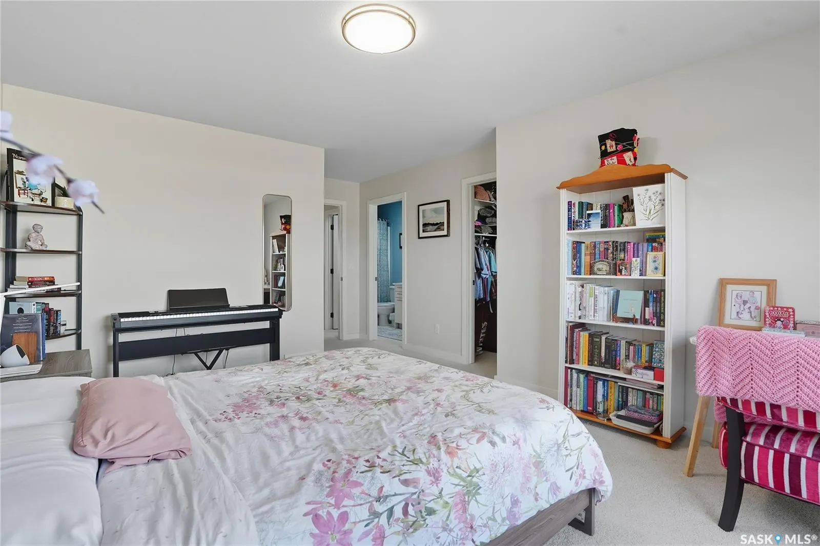 710 Gordon ROAD, #204