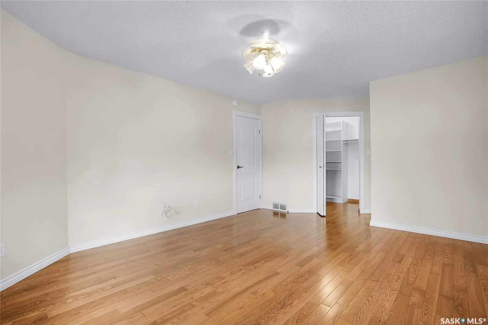 3415 Calder CRESCENT, #22