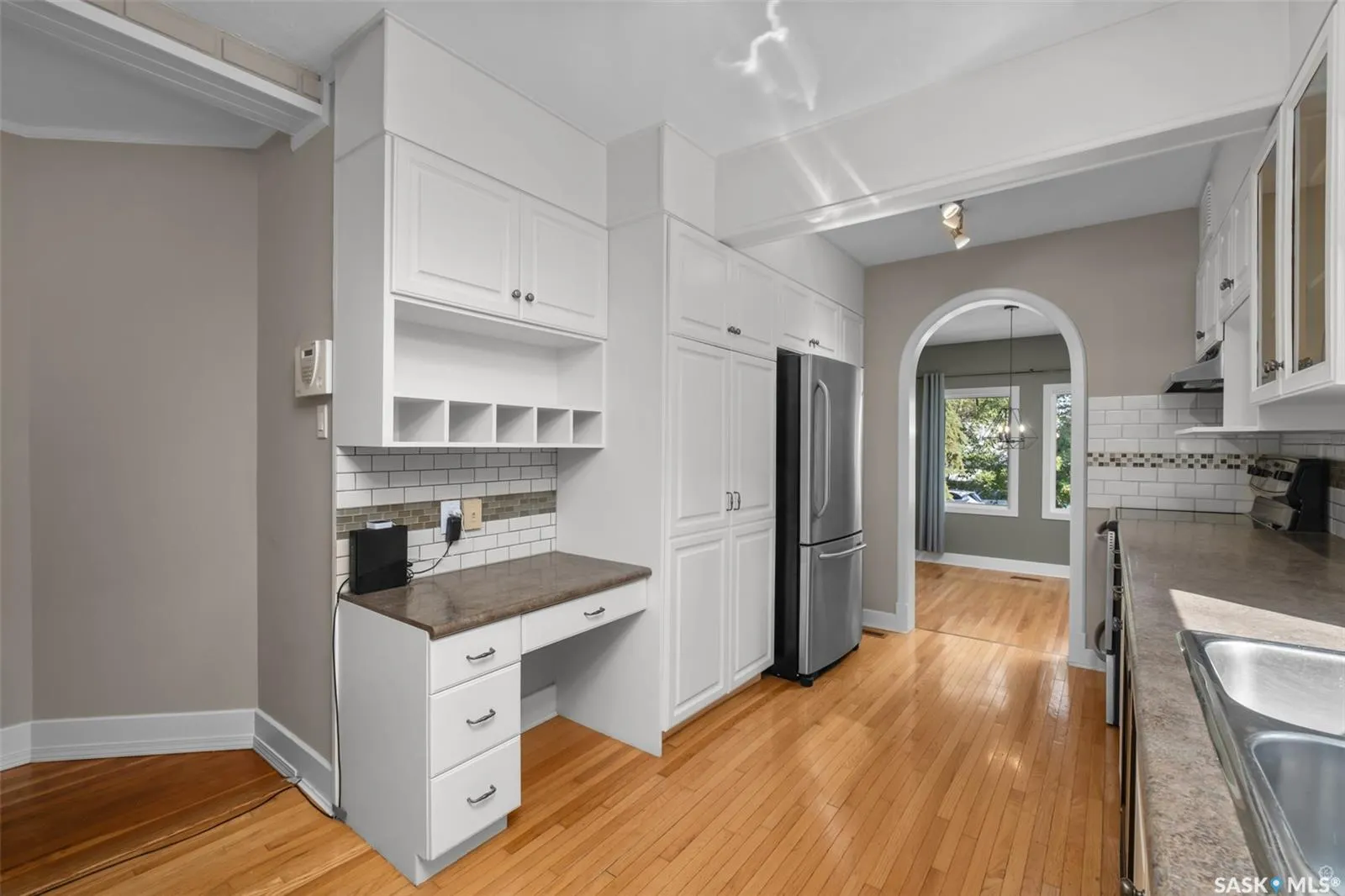 607 20th STREET W