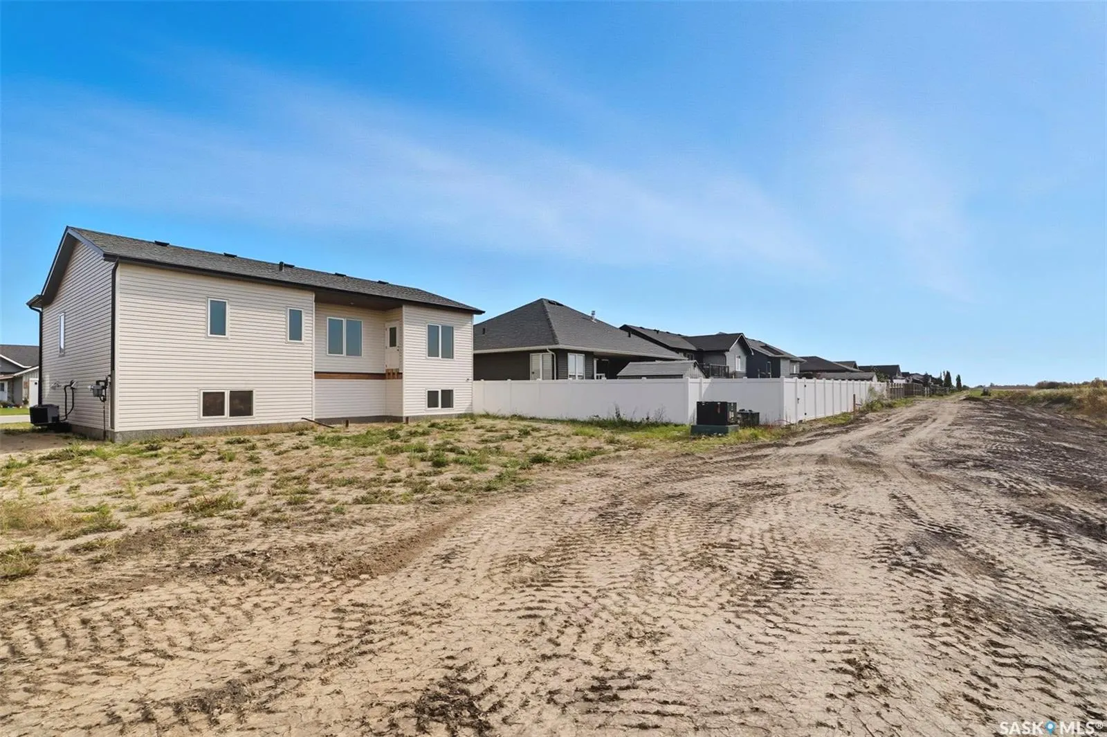 92 Diefenbaker AVENUE