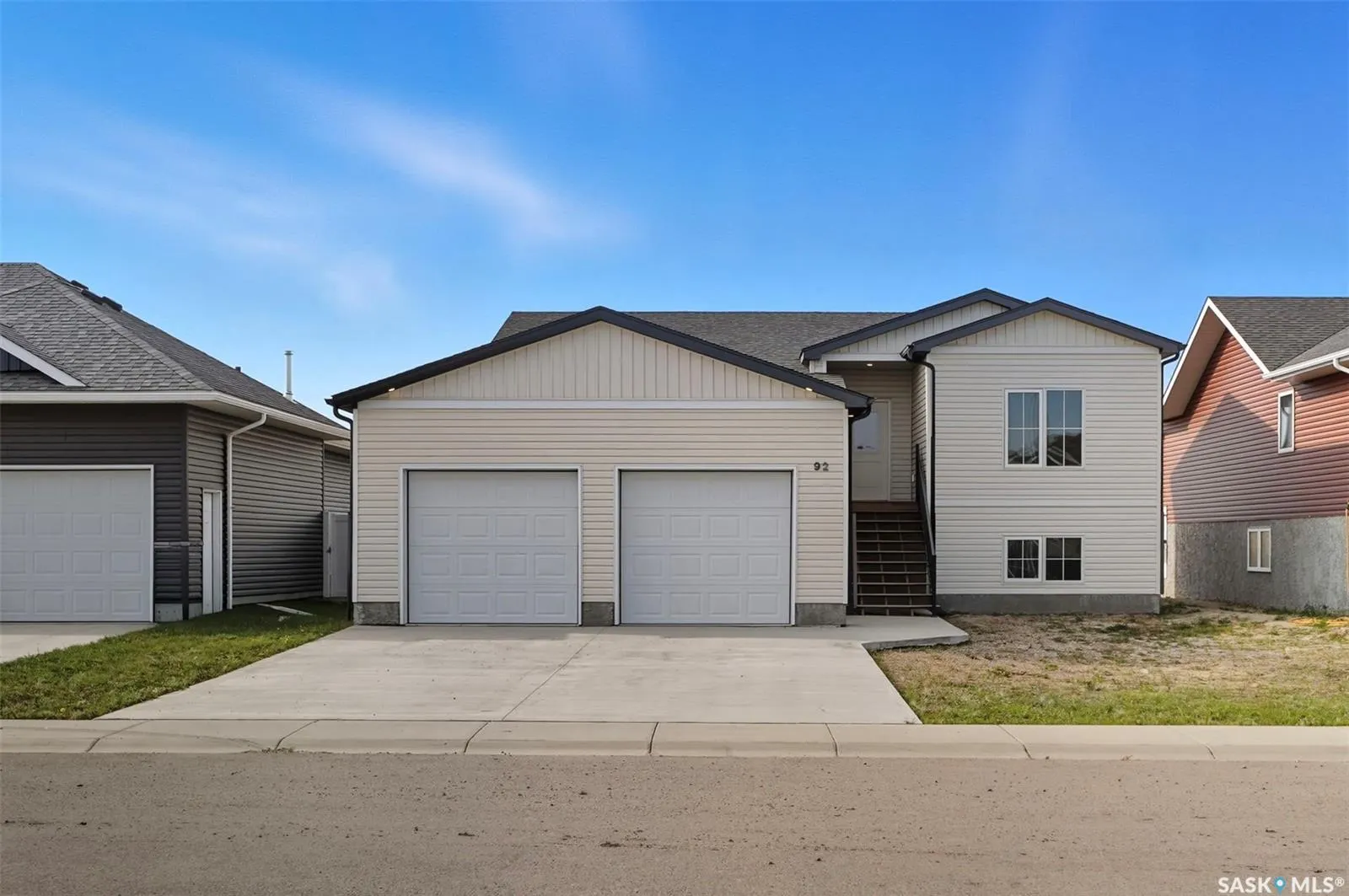 92 Diefenbaker AVENUE