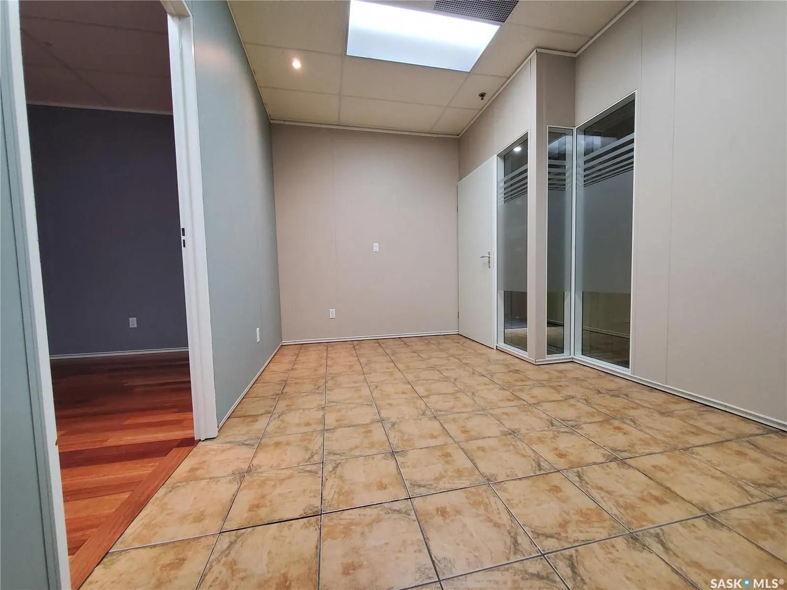 245 Central AVENUE N, #203