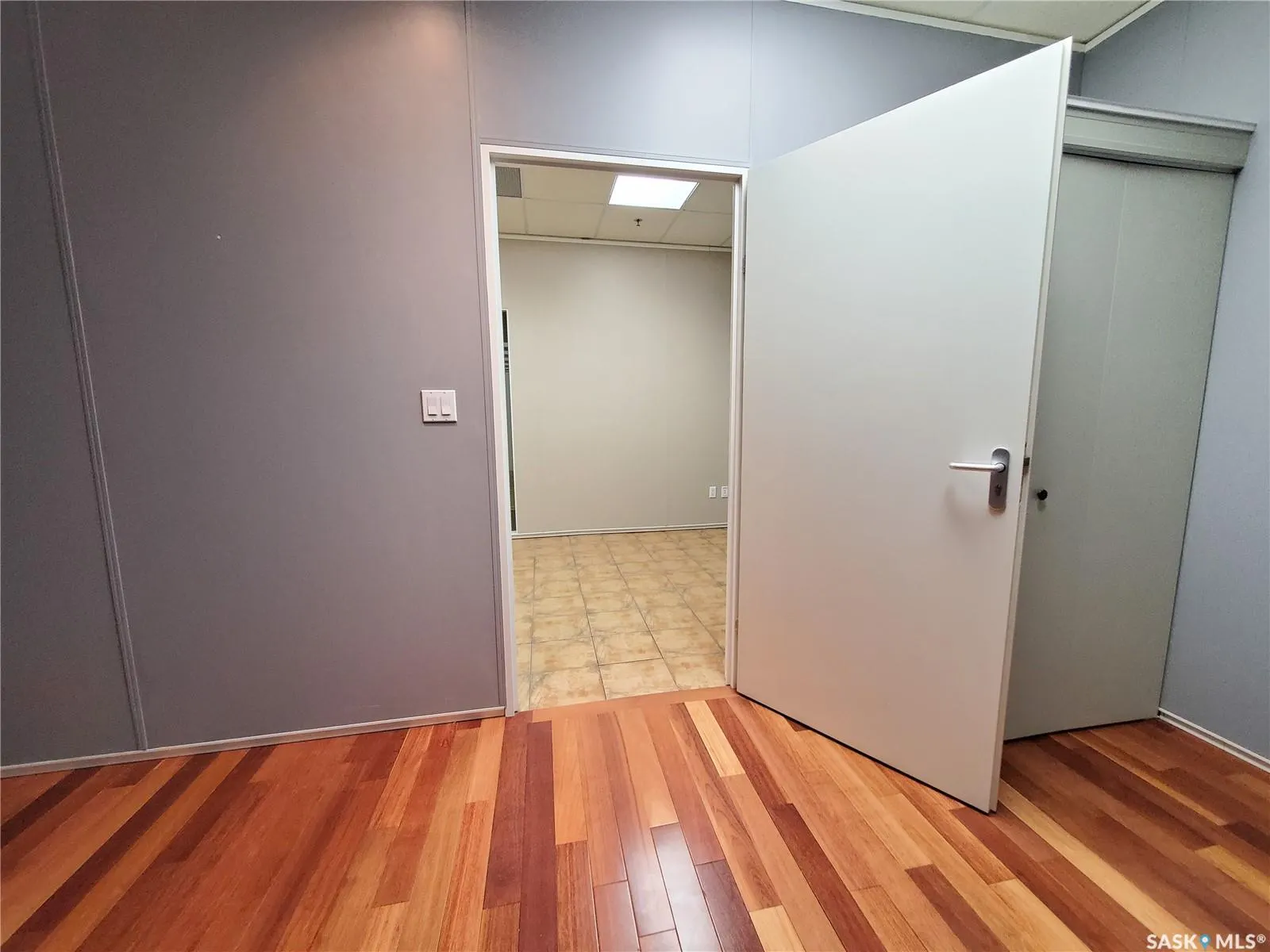 245 Central AVENUE N, #203