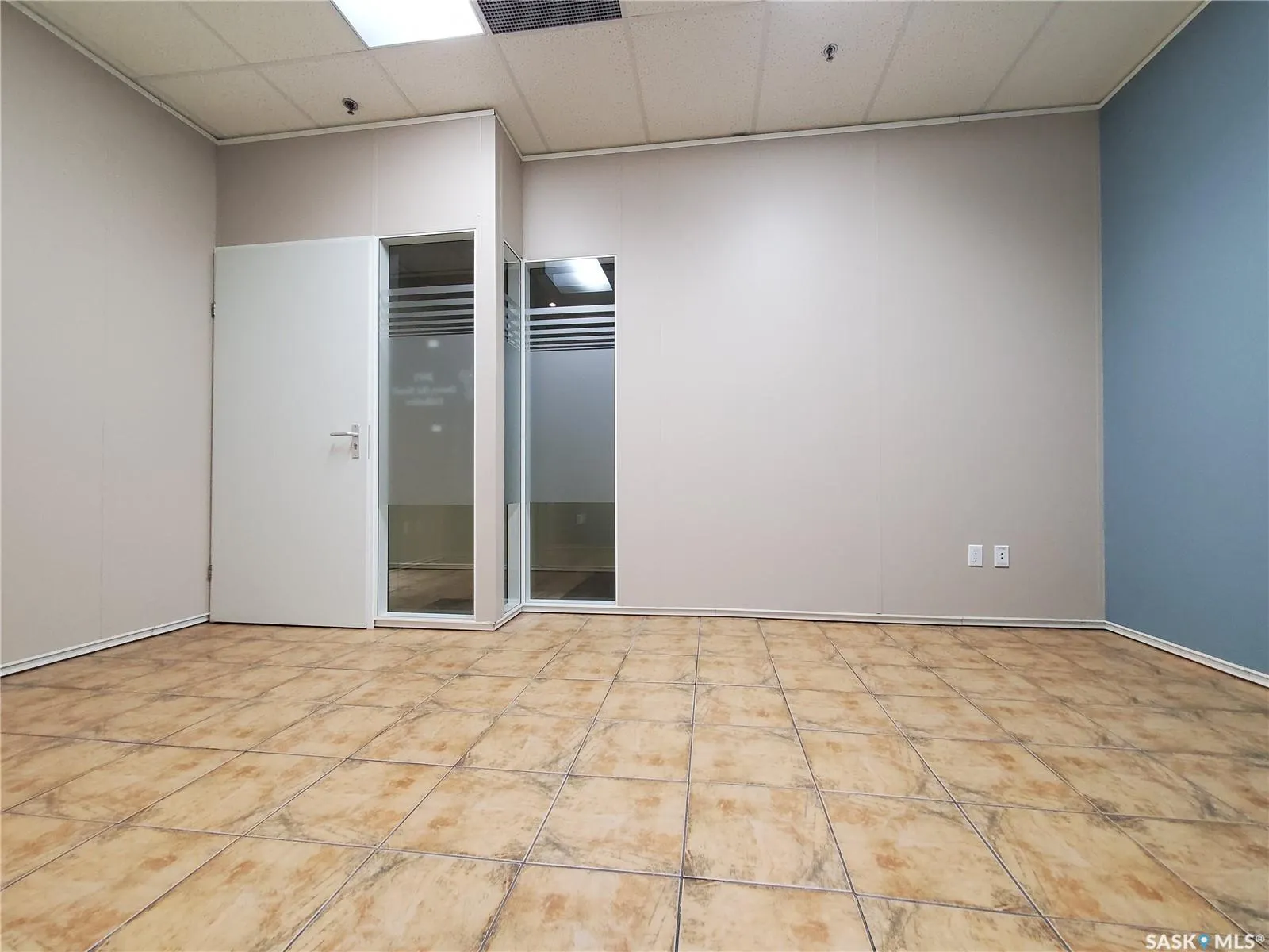 245 Central AVENUE N, #203