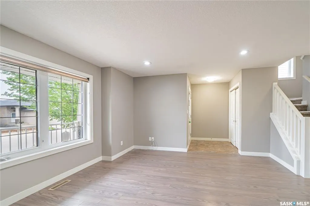5128 AERIAL CRESCENT