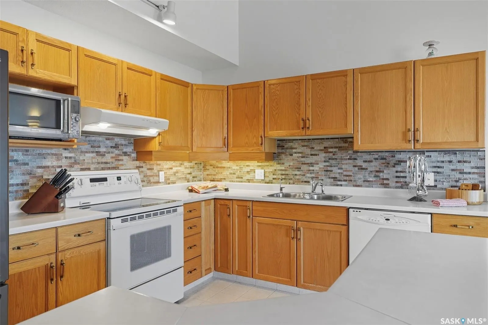 412 Lake AVENUE, #5