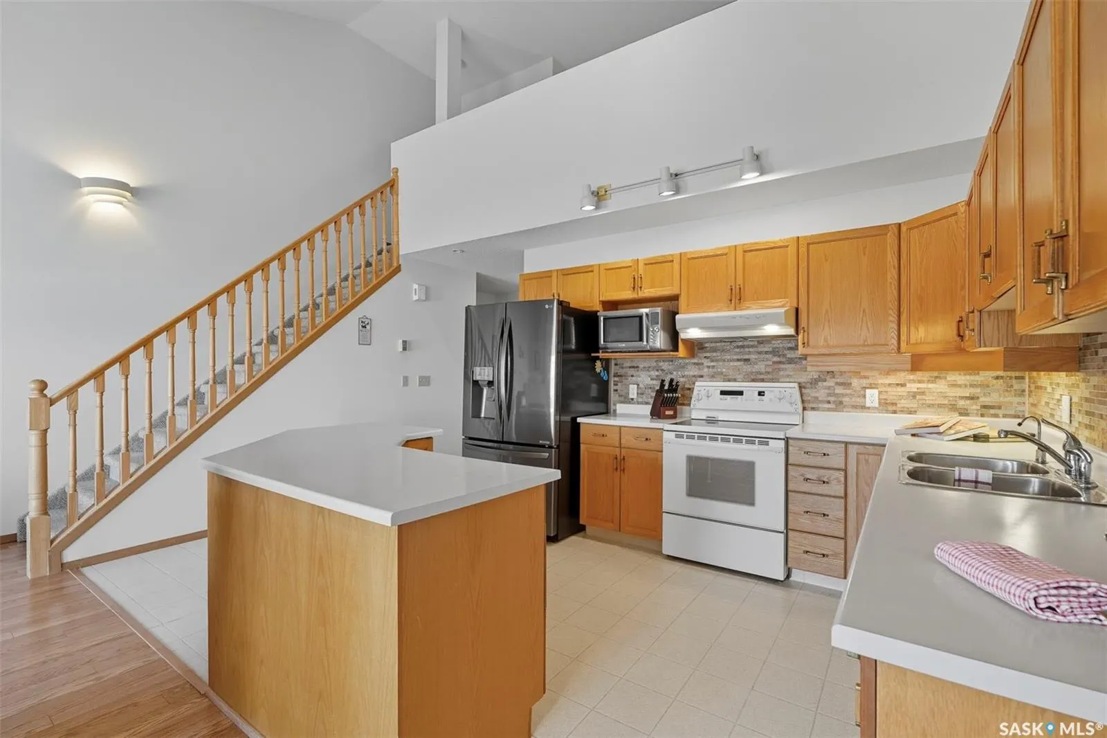 412 Lake AVENUE, #5