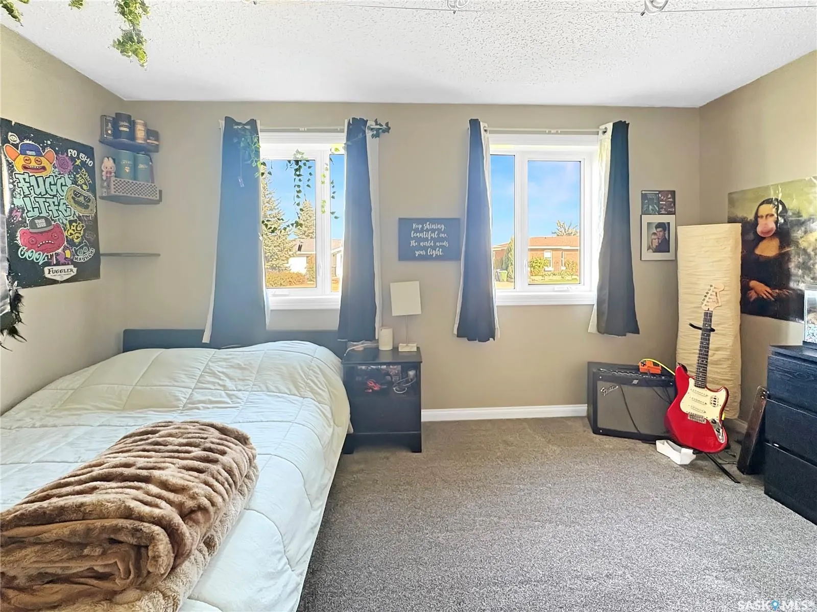 241 Riverbend CRESCENT