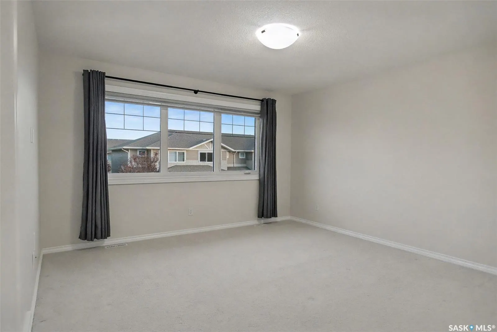 4002 Sandhill CRESCENT, #236