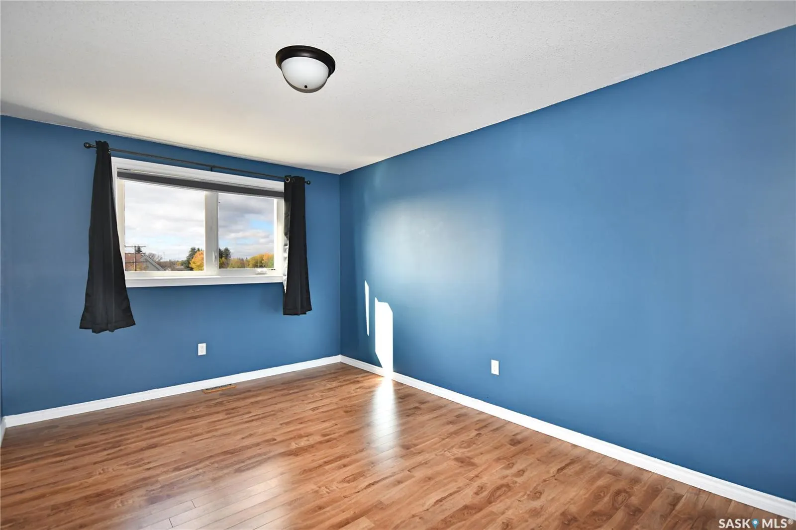 515 28th STREET E, #205