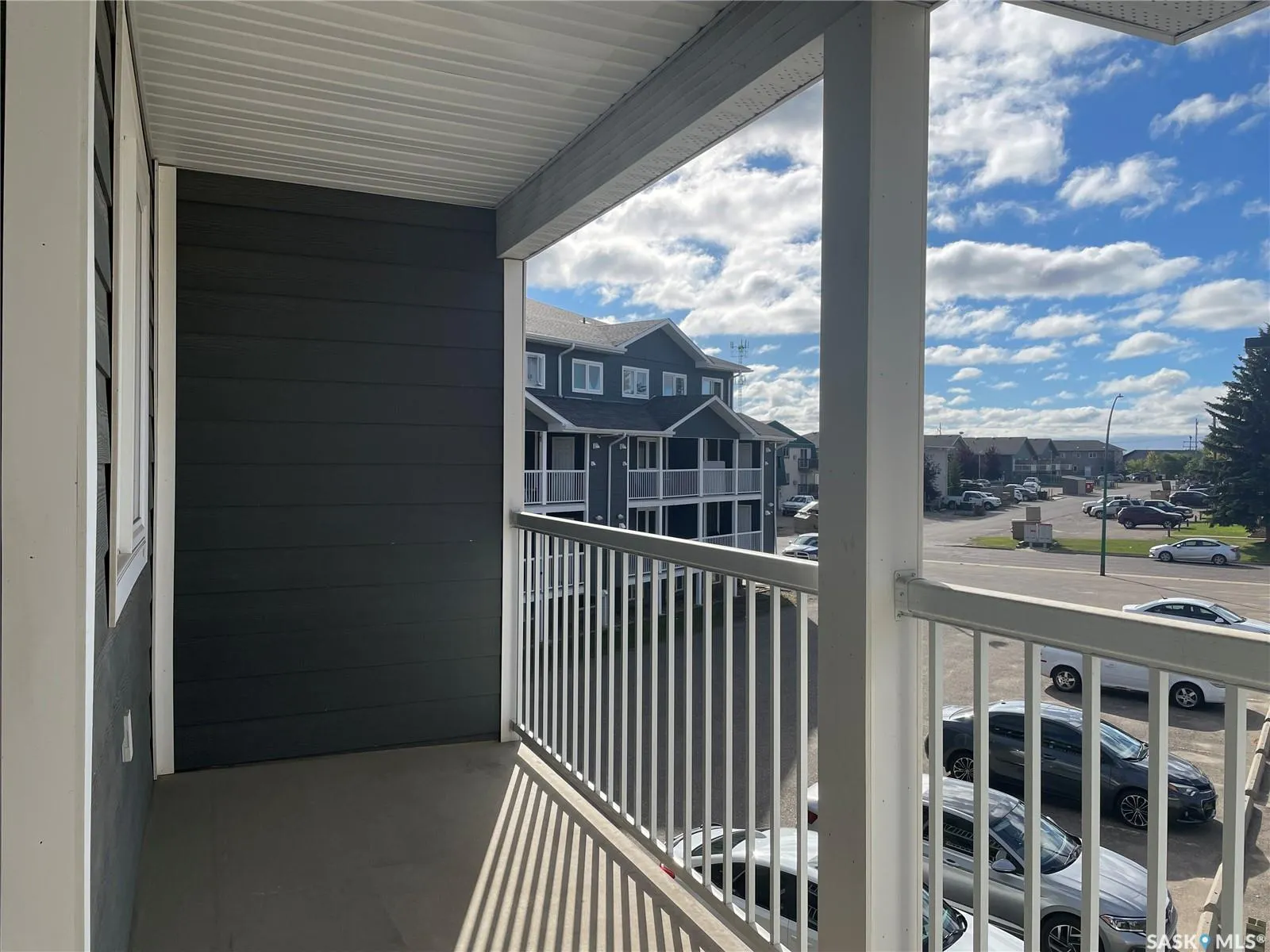 515 28th STREET E, #205