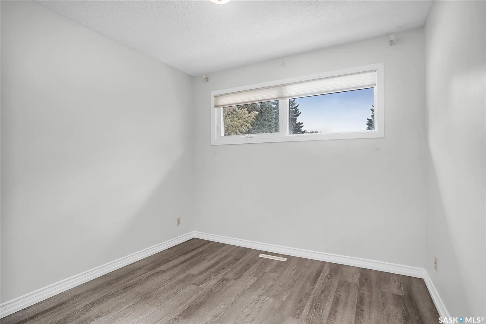 2703 Jarvis DRIVE