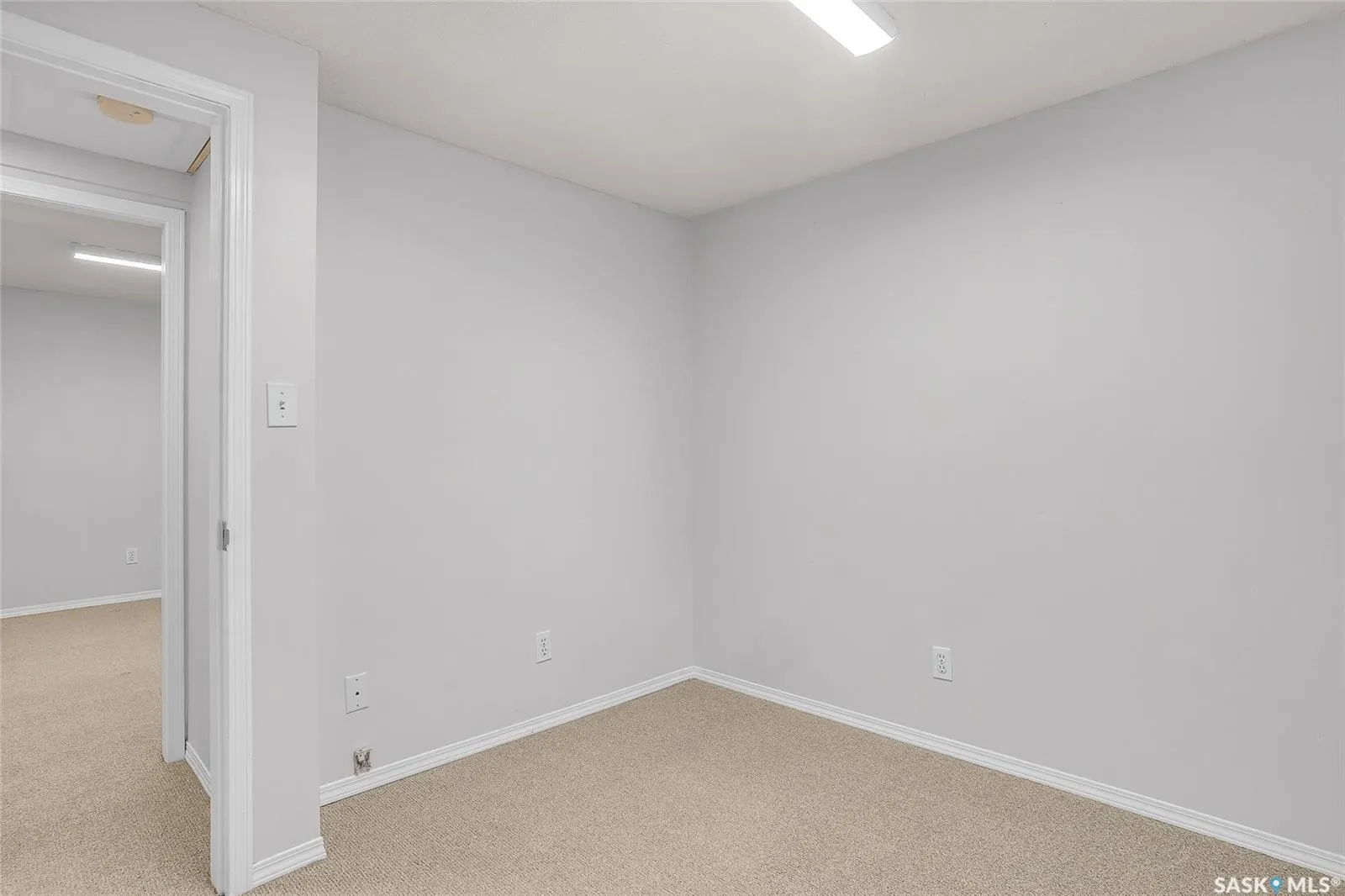 2703 Jarvis DRIVE