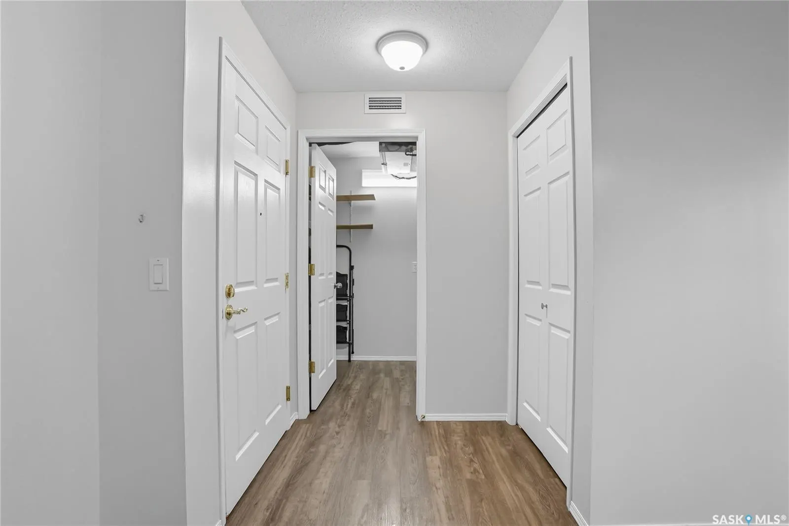 1735 McKercher DRIVE, #211