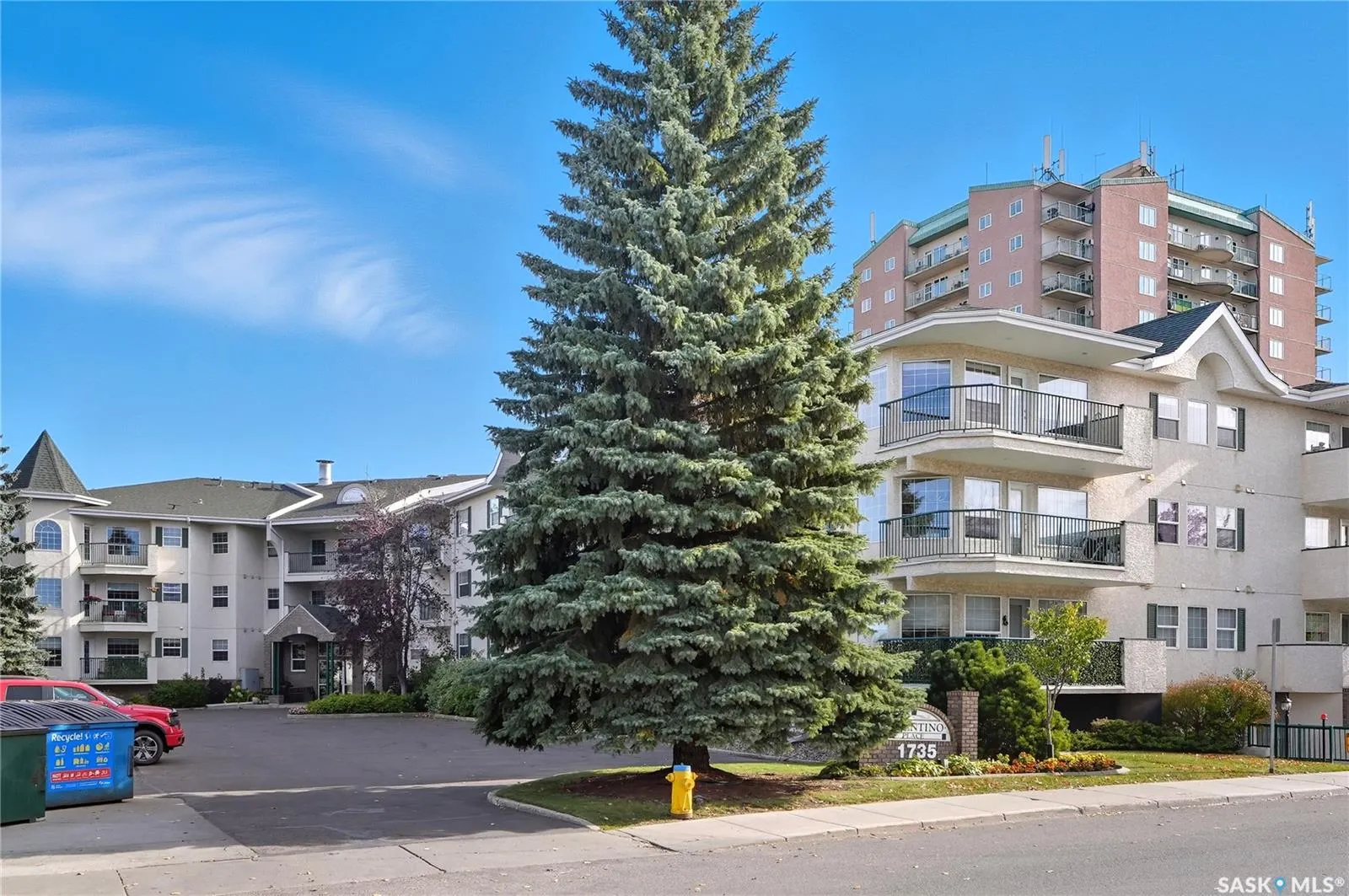 1735 McKercher DRIVE, #211