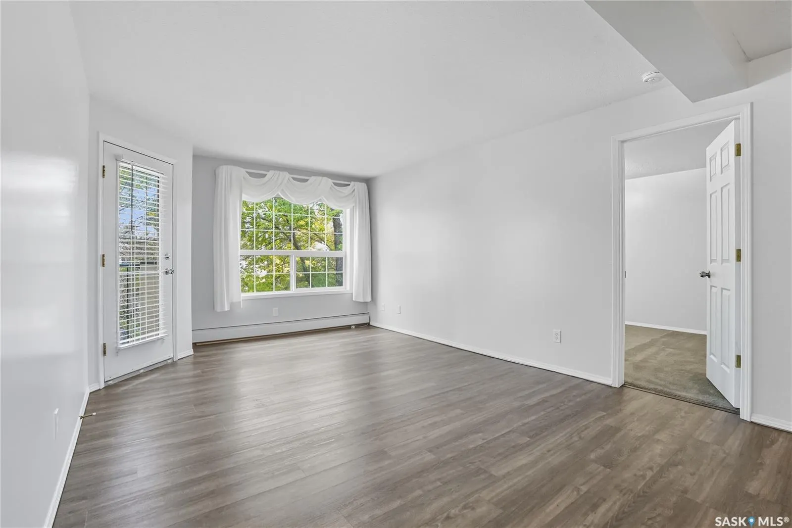 1735 McKercher DRIVE, #211