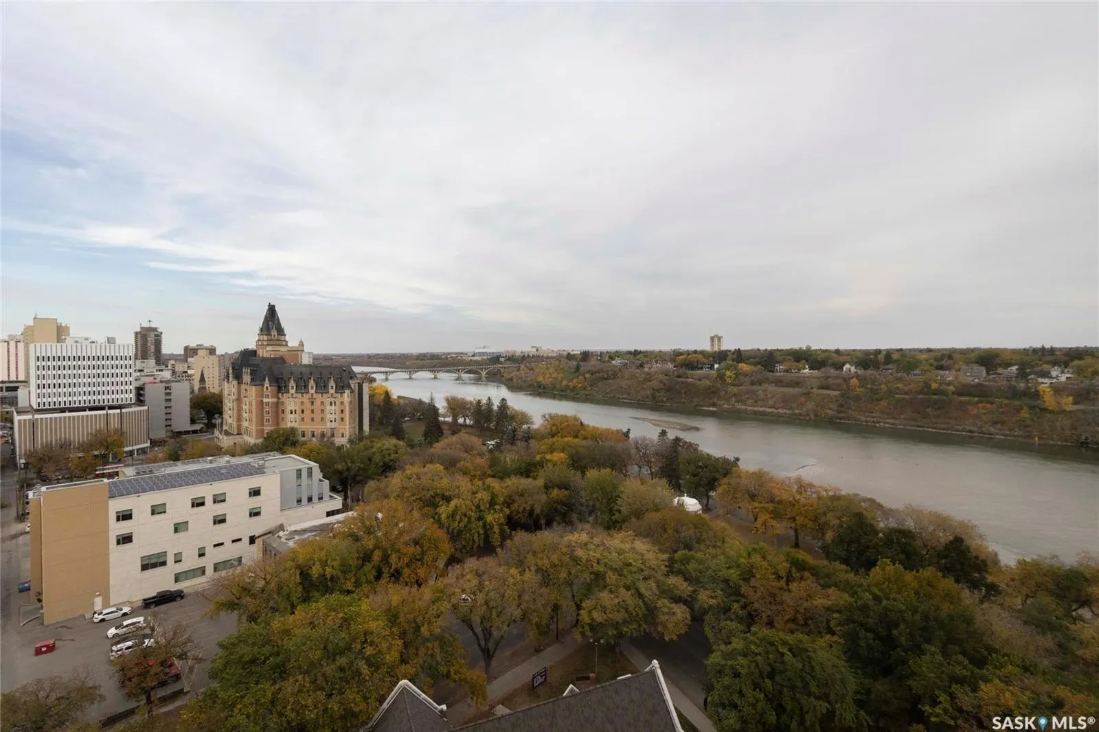 424 Spadina CRESCENT E, #1780