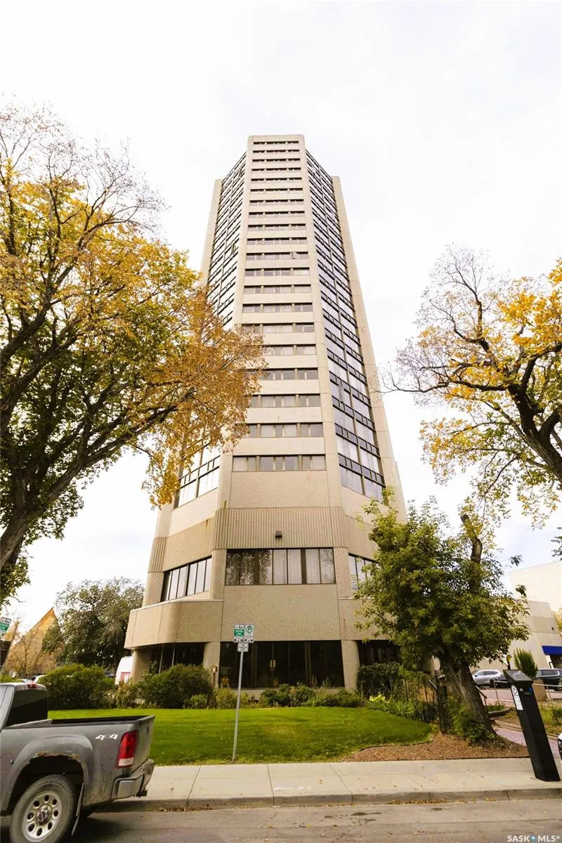 424 Spadina CRESCENT E, #1780