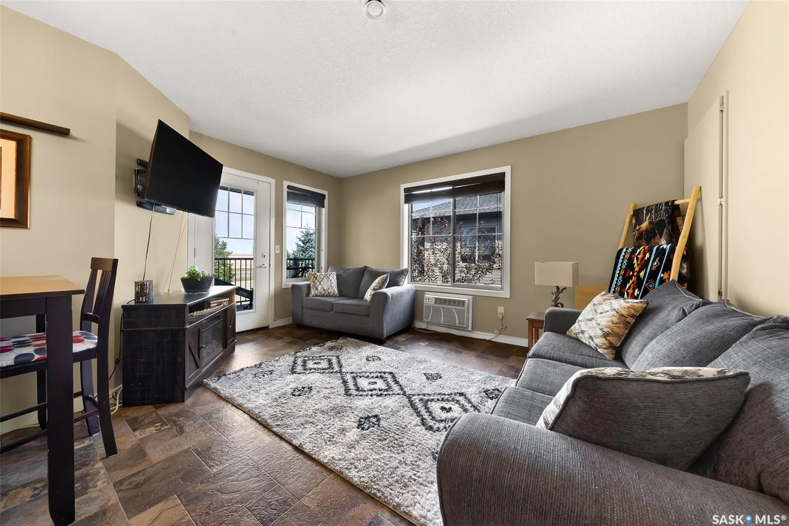 5533 Blake CRESCENT, #78