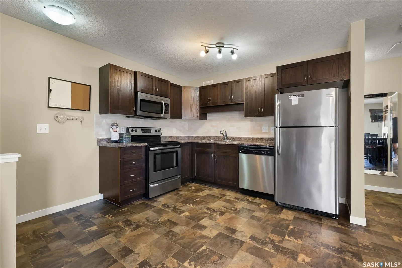 5533 Blake CRESCENT, #78