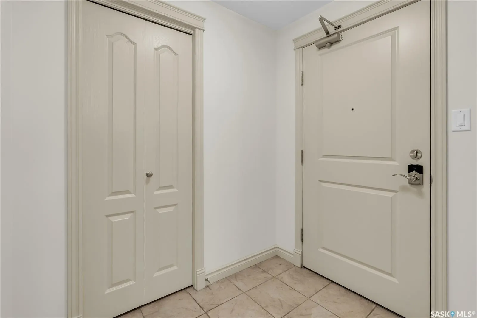 623 Saskatchewan CRESCENT W, #135