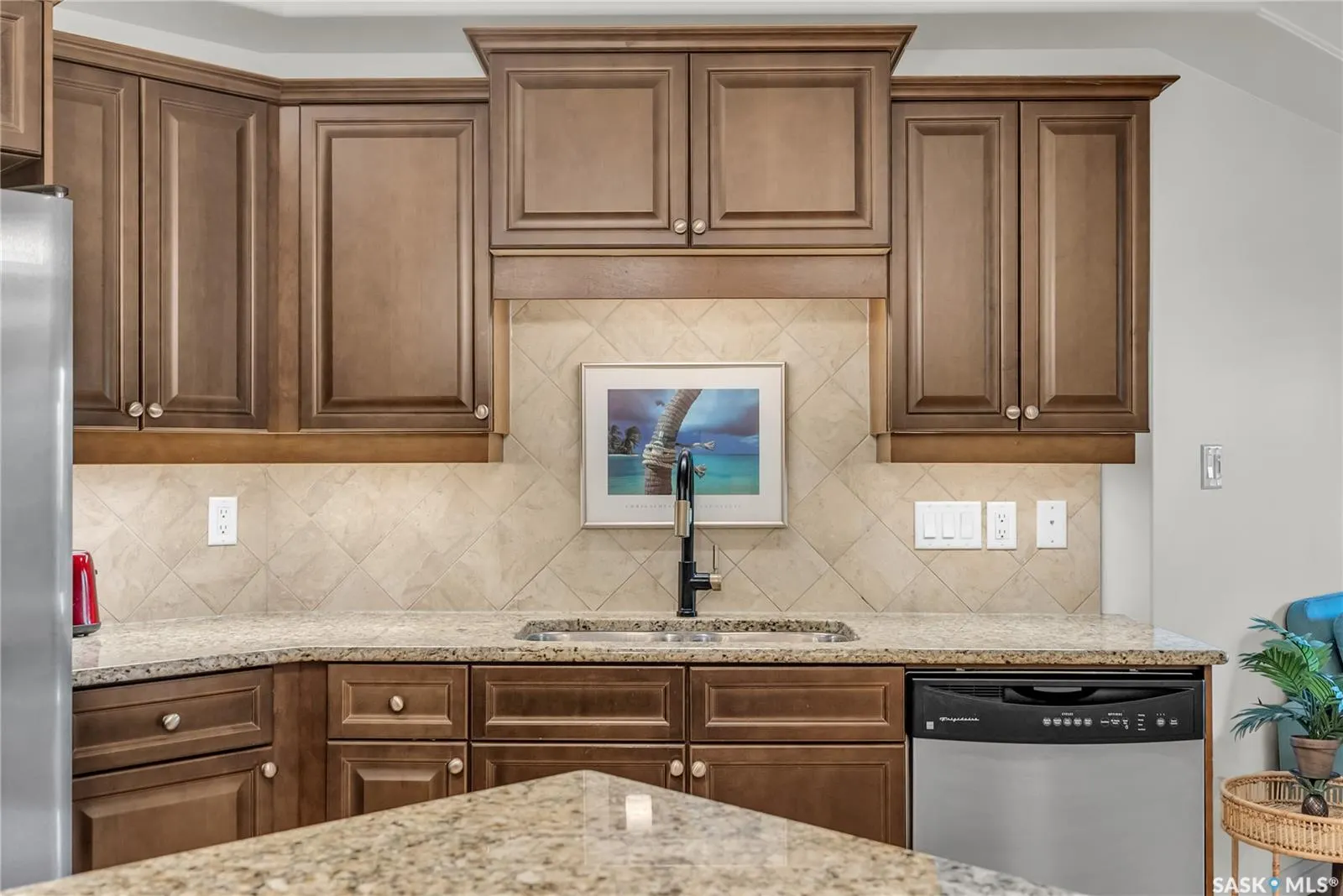 623 Saskatchewan CRESCENT W, #135