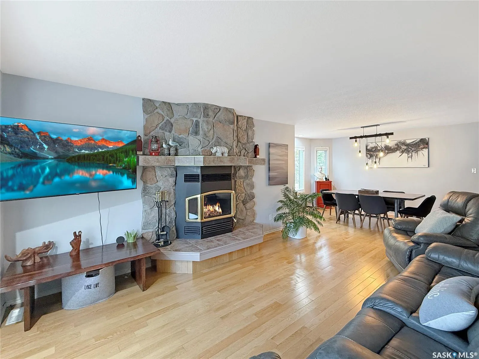 1 Pine DRIVE