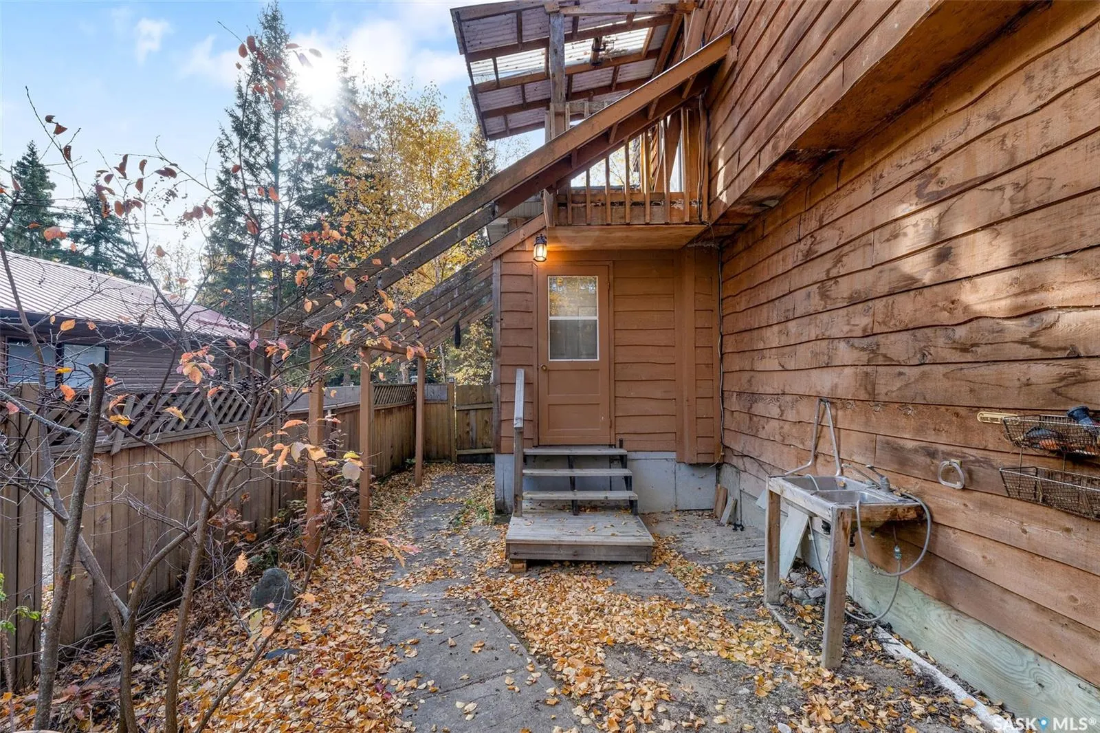 206 Connie PLACE