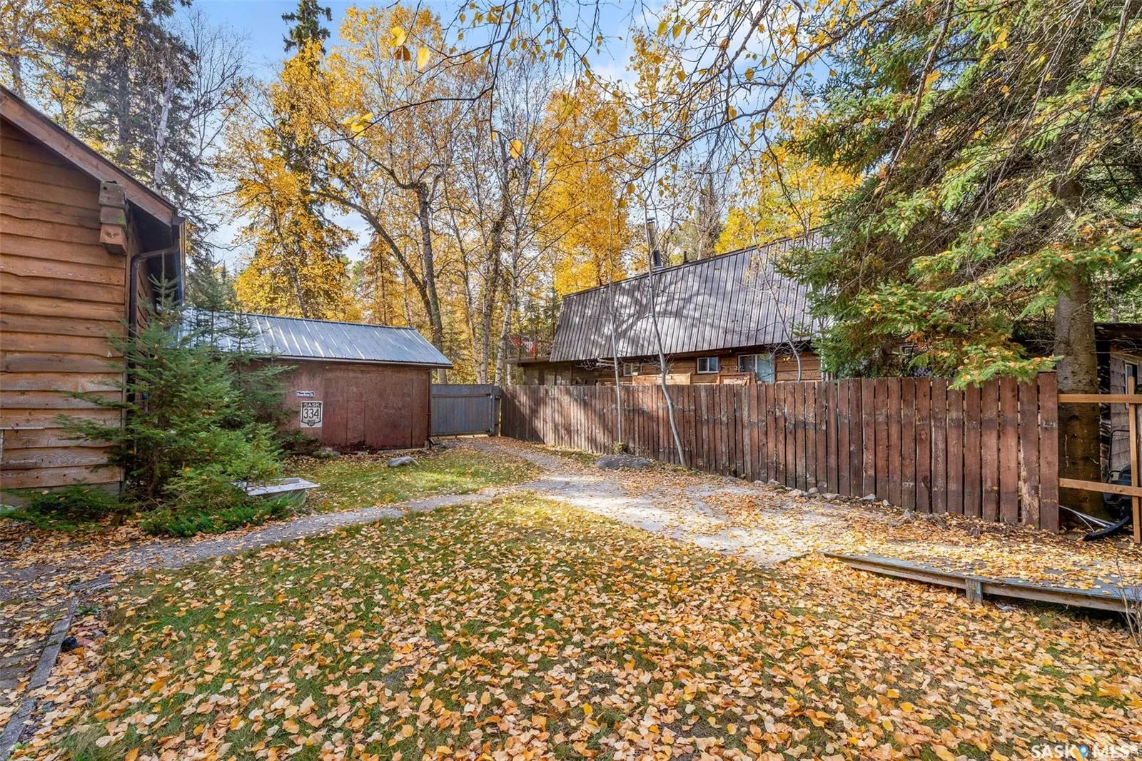 206 Connie PLACE