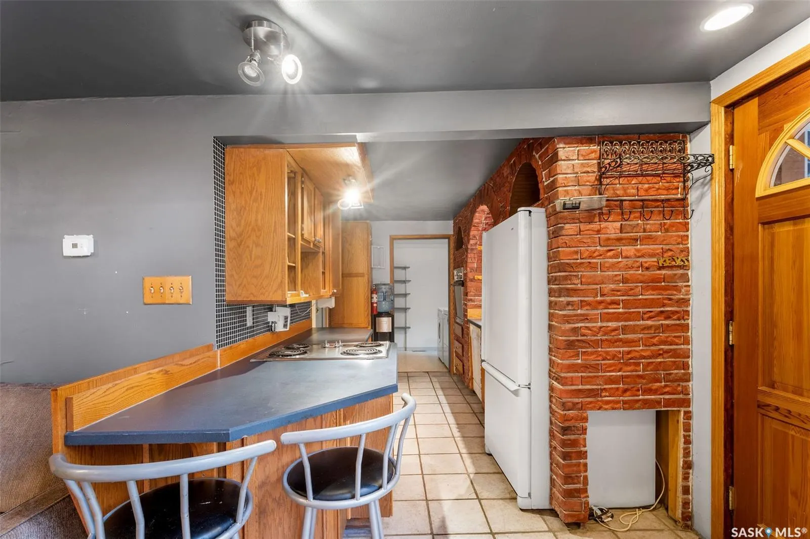 206 Connie PLACE