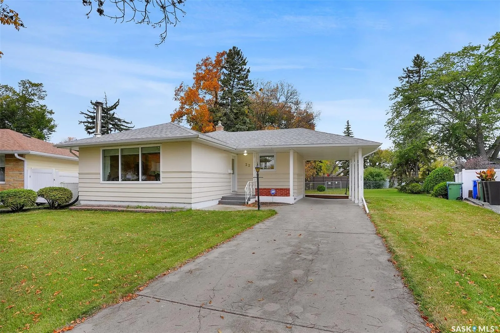 22 Lamont CRESCENT