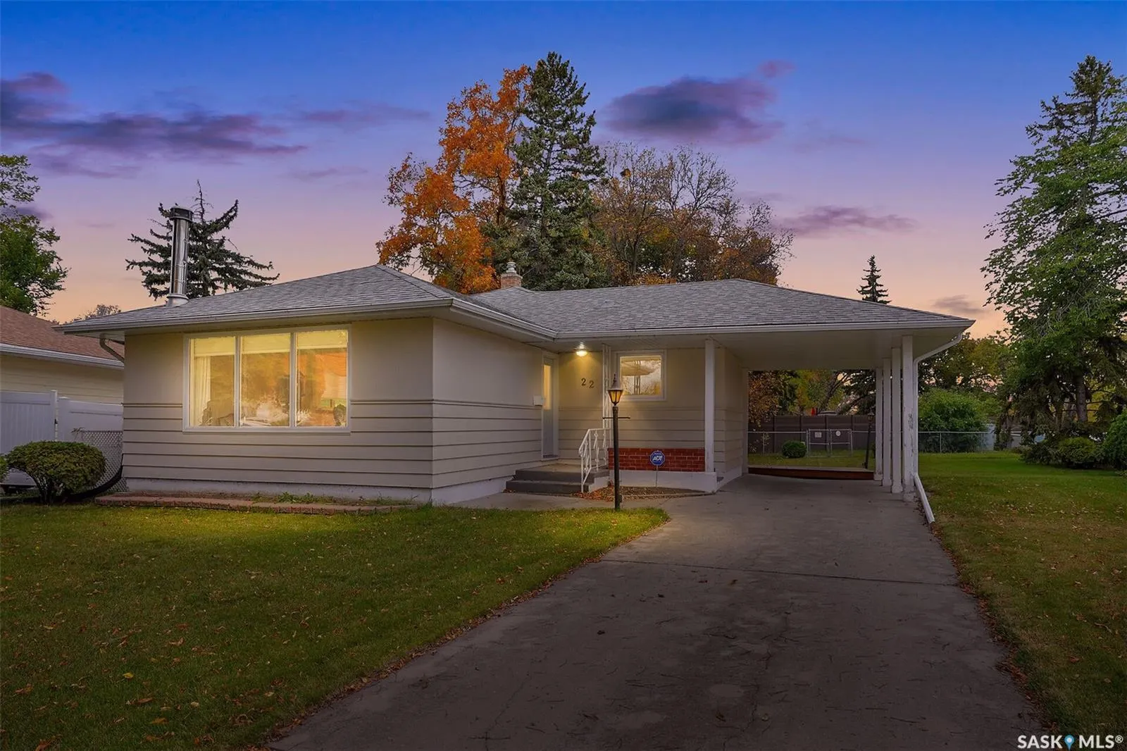 22 Lamont CRESCENT