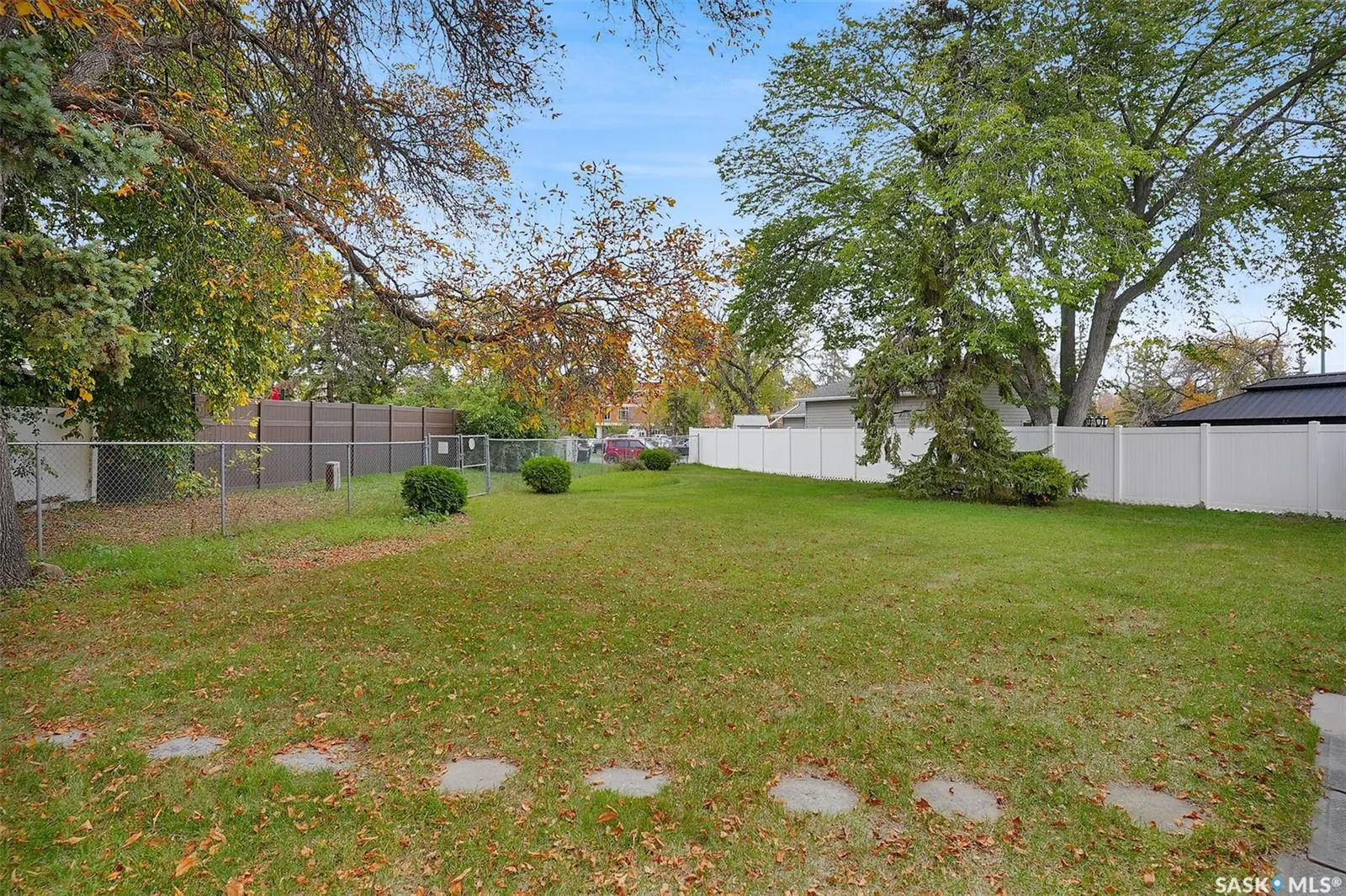 22 Lamont CRESCENT